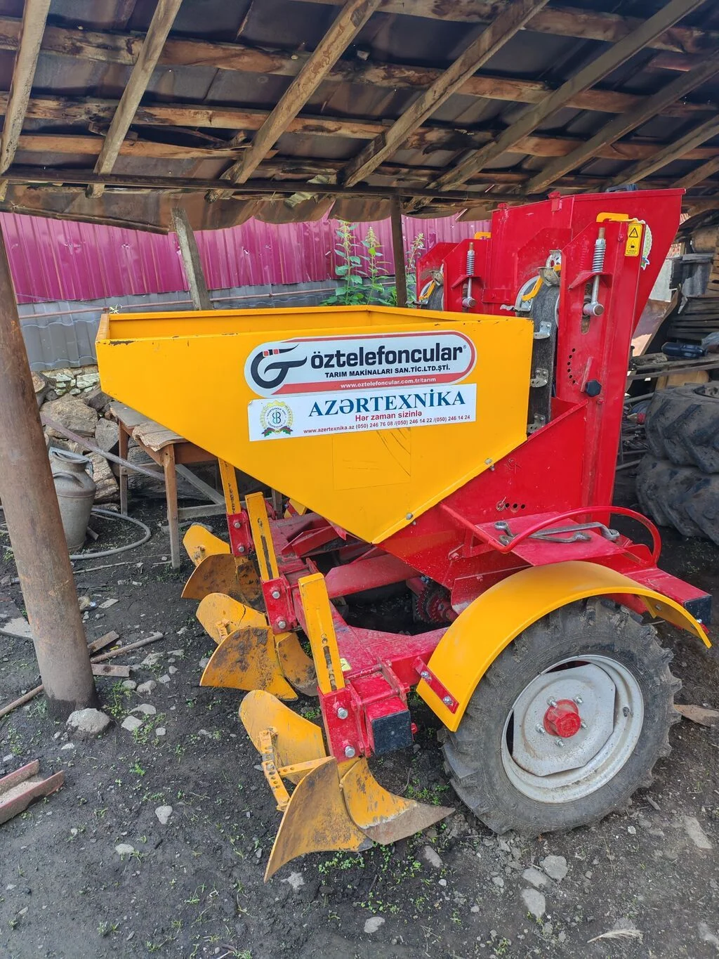Traktor hissəsi — K/T texnikası və ehtiyyat hissə, Gədəbəy
