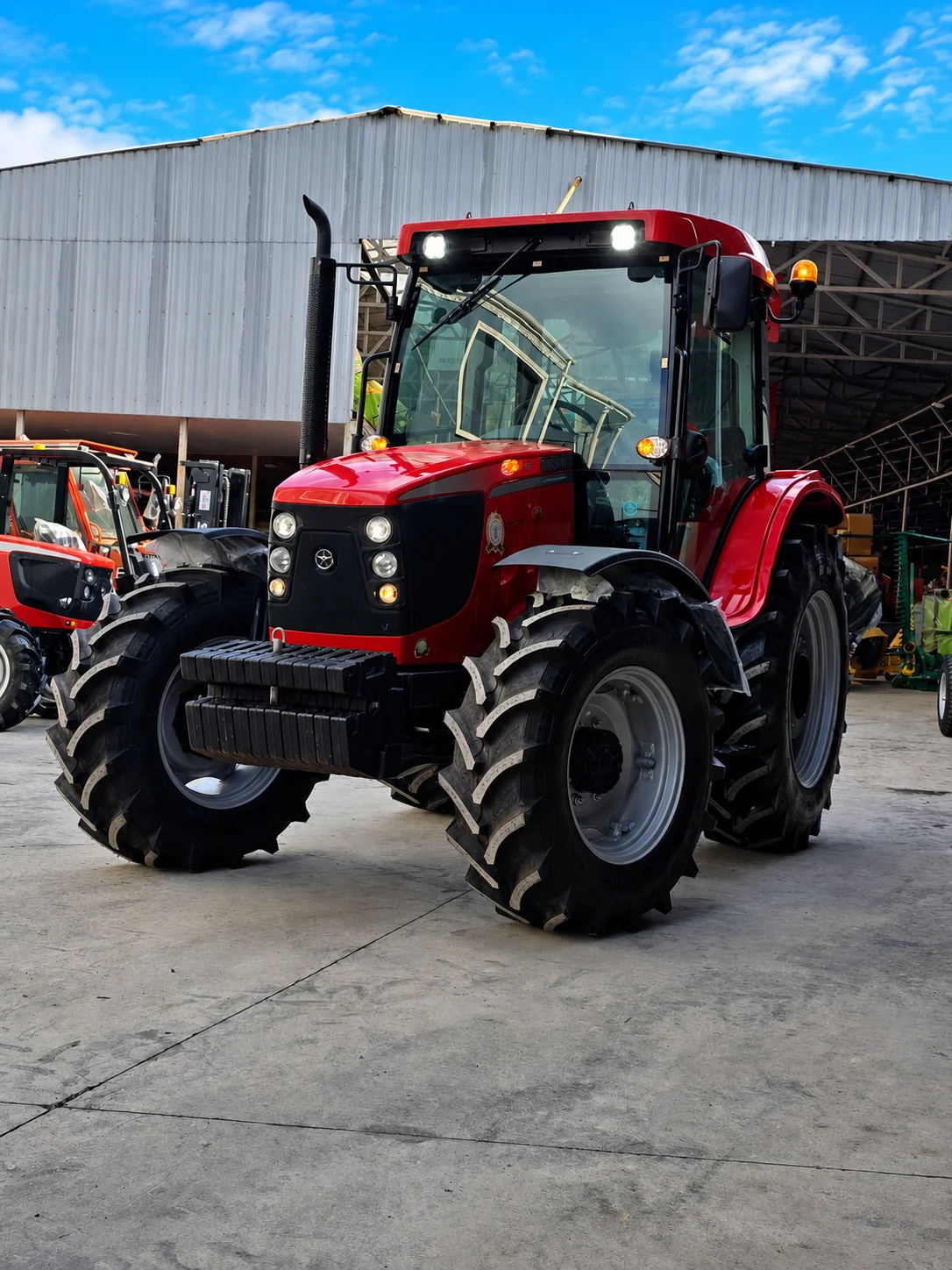 Traktor — K/T texnikası və ehtiyyat hissə, Bakı