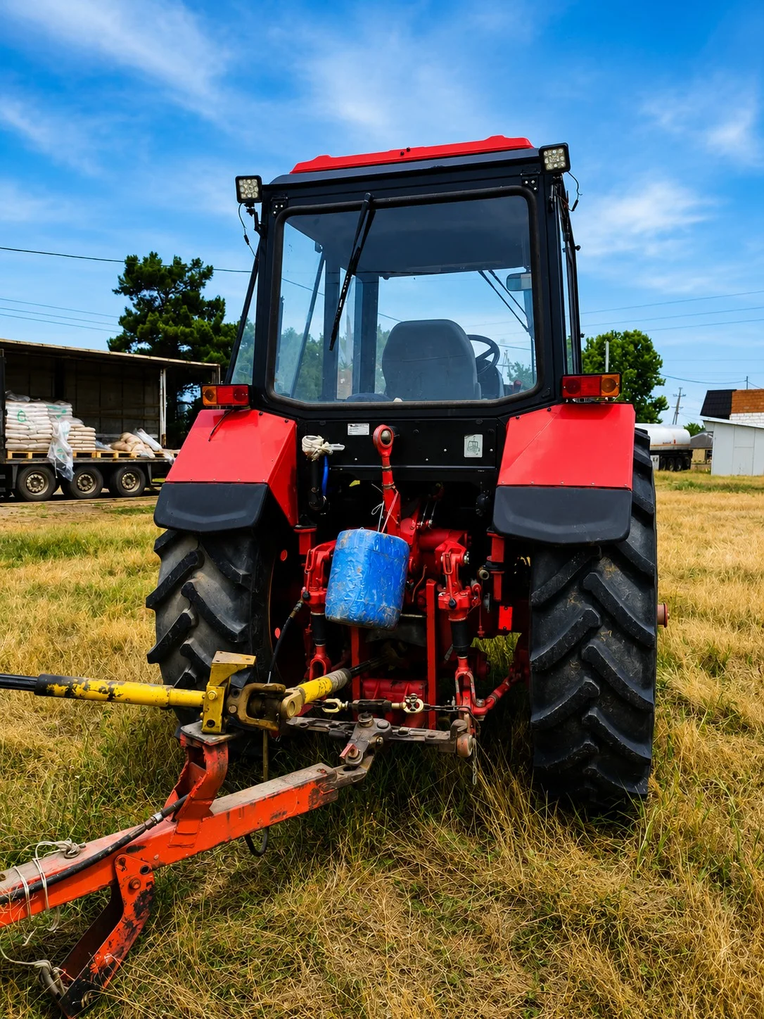 Traktor — K/T texnikası və ehtiyyat hissə, Qazax