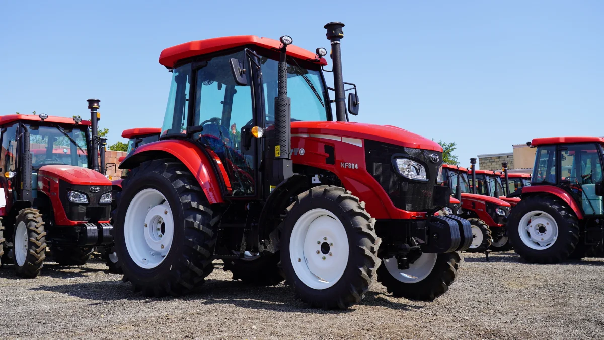 Traktor — K/T texnikası və ehtiyyat hissə, Bakı