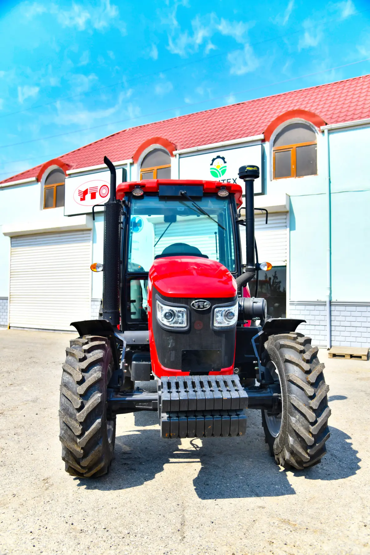 Traktor — K/T texnikası və ehtiyyat hissə, Bakı
