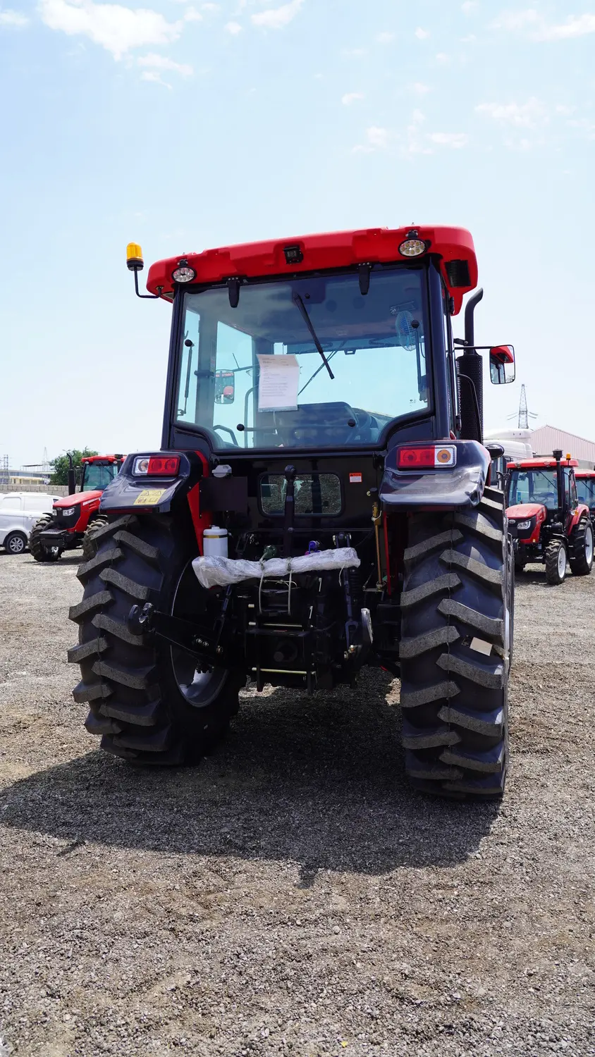 Traktor — K/T texnikası və ehtiyyat hissə, Bakı
