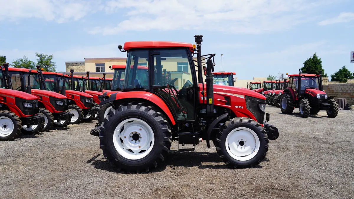 Traktor — K/T texnikası və ehtiyyat hissə, Bakı