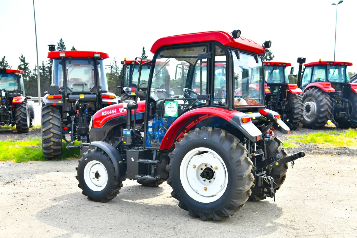 TRAKTOR — K/T texnikası və ehtiyyat hissə, Bakı
