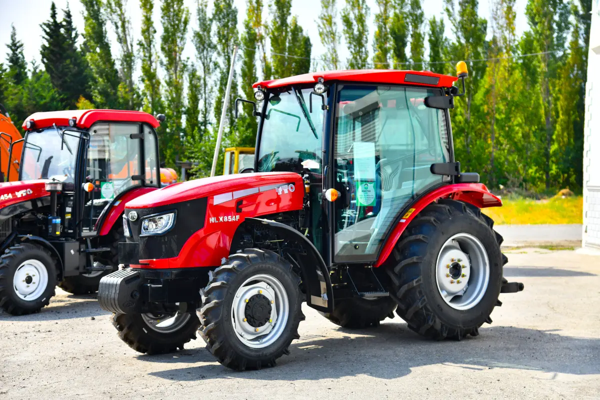 Traktor — K/T texnikası və ehtiyyat hissə, Bakı
