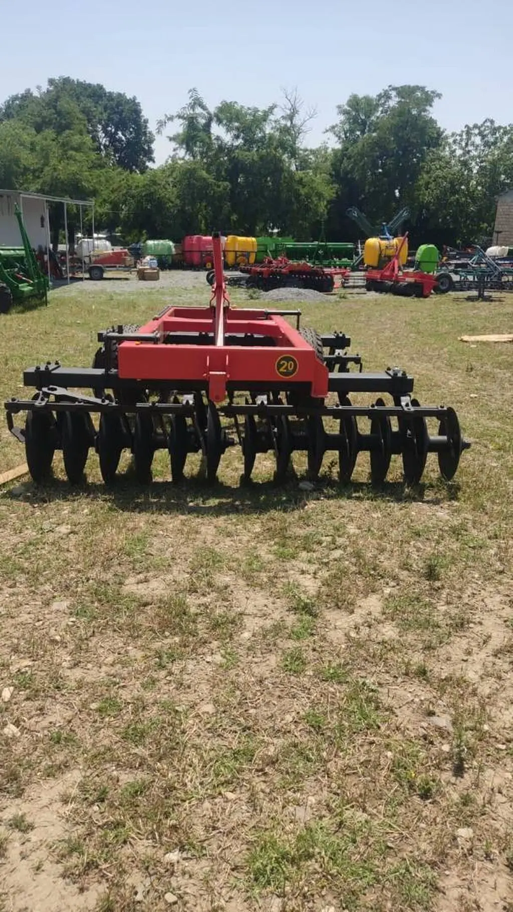 Traktor malası — K/T texnikası və ehtiyyat hissə, Şəki