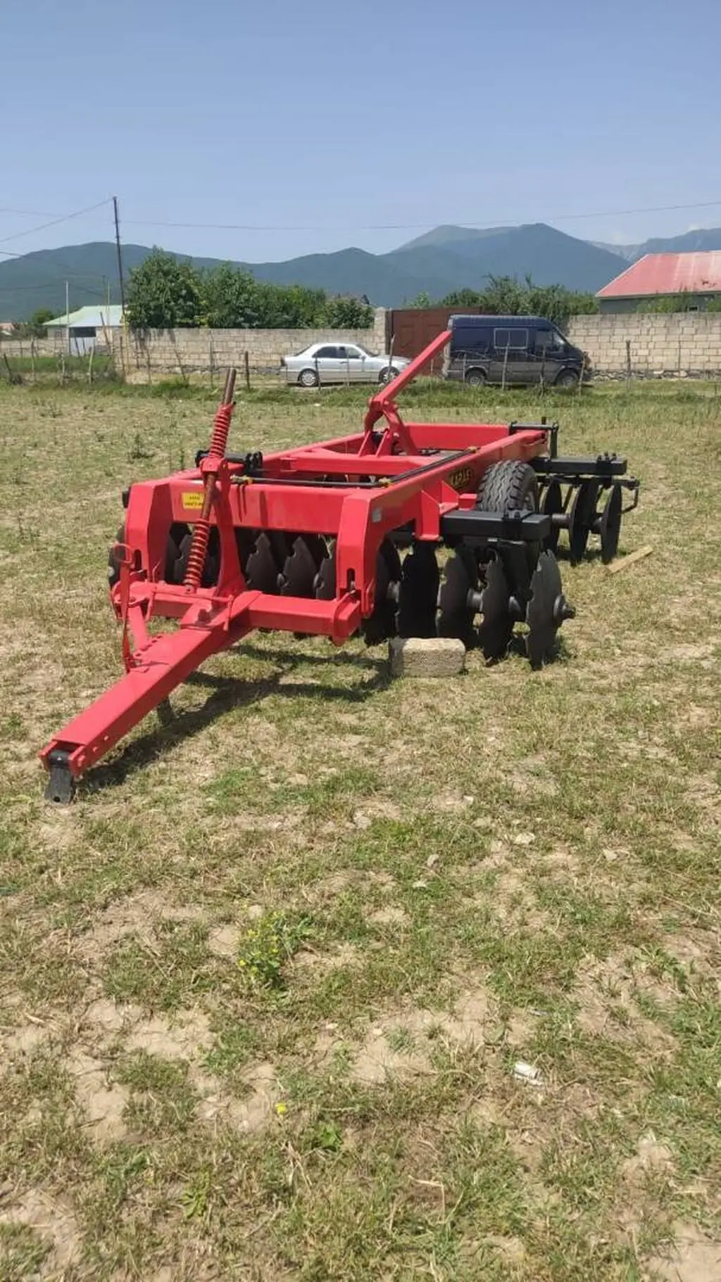Traktor malası — K/T texnikası və ehtiyyat hissə, Şəki