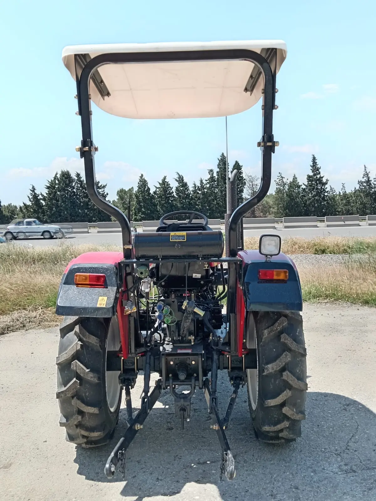 Traktor — K/T texnikası və ehtiyyat hissə, Bakı