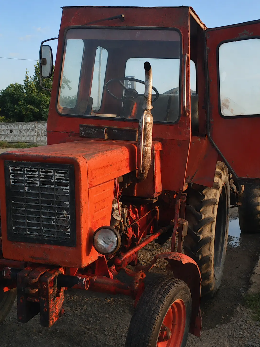 Traktor — K/T texnikası və ehtiyyat hissə, Saatlı