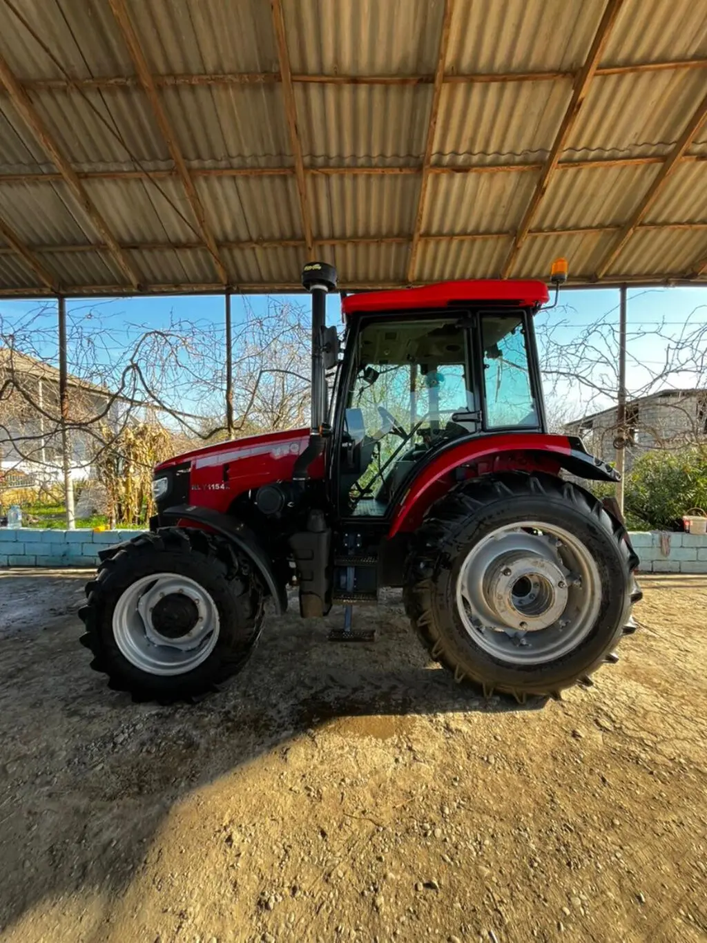 Traktor — K/T texnikası və ehtiyyat hissə, Neftçala