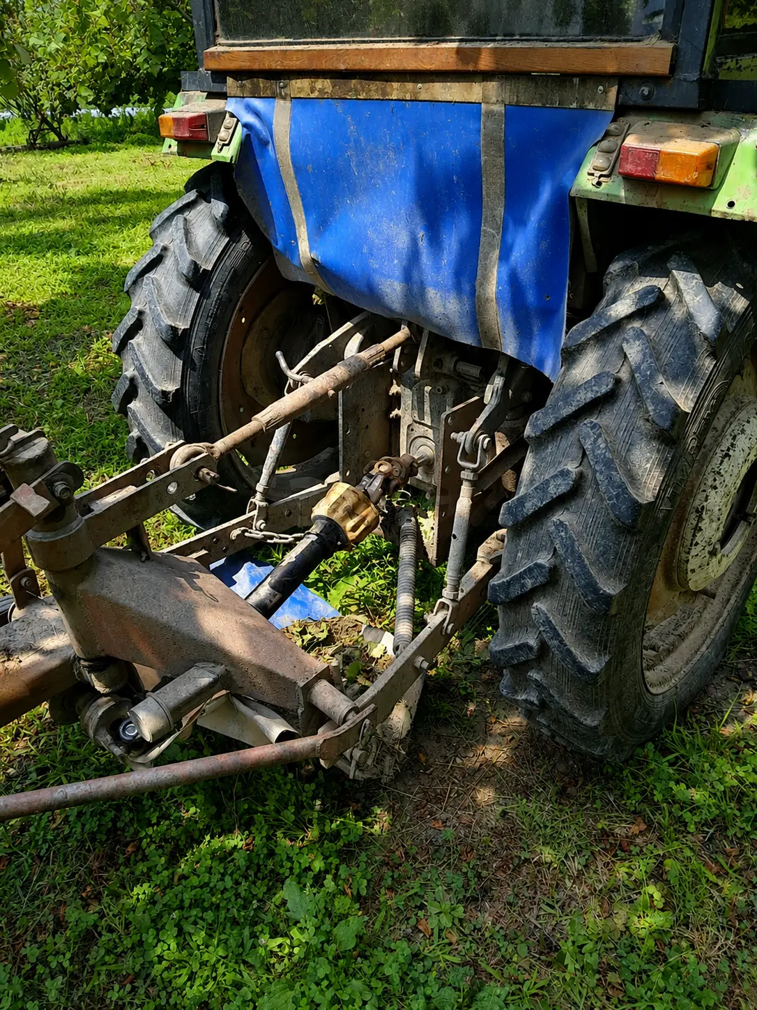 Traktor — K/T texnikası və ehtiyyat hissə, Oğuz