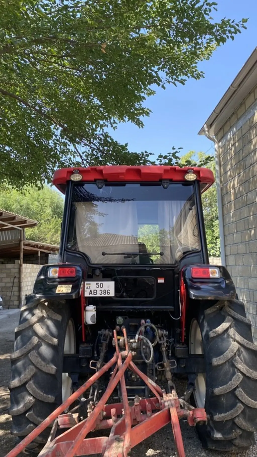 Traktor — K/T texnikası və ehtiyyat hissə, Bərdə