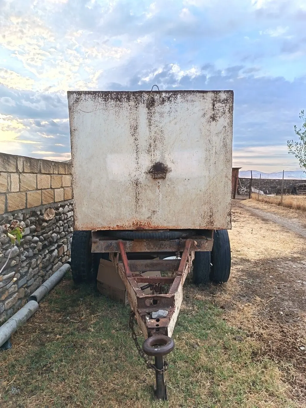 Traktor — K/T texnikası və ehtiyyat hissə, Oğuz