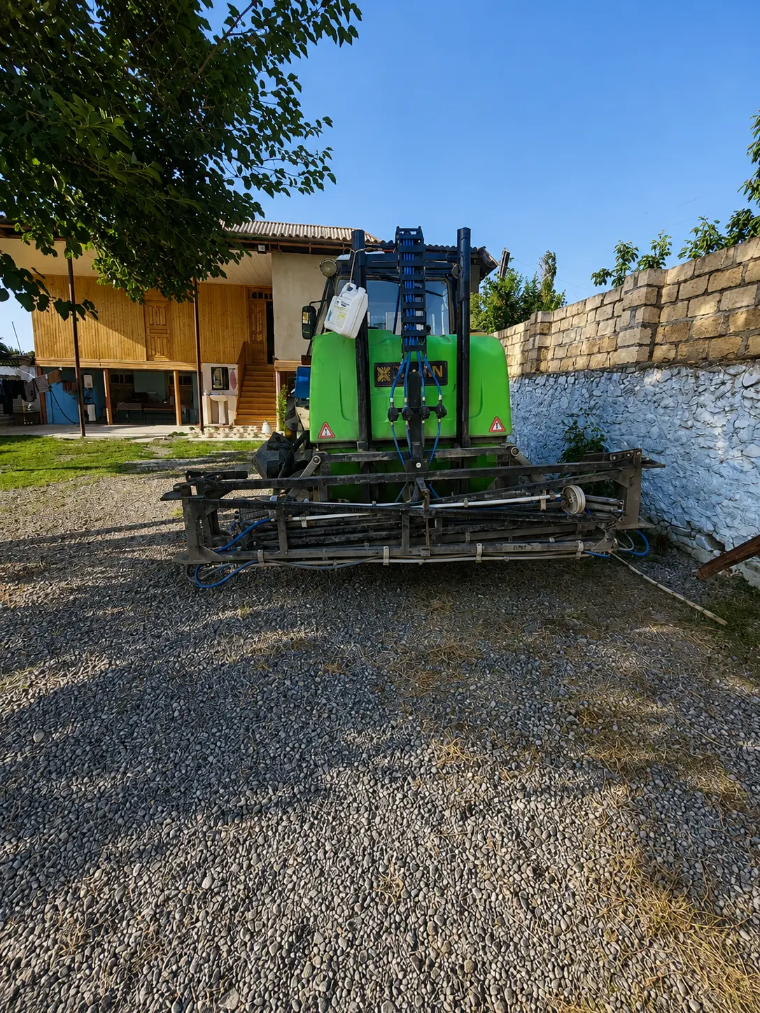 Traktor — K/T texnikası və ehtiyyat hissə, Ağdaş