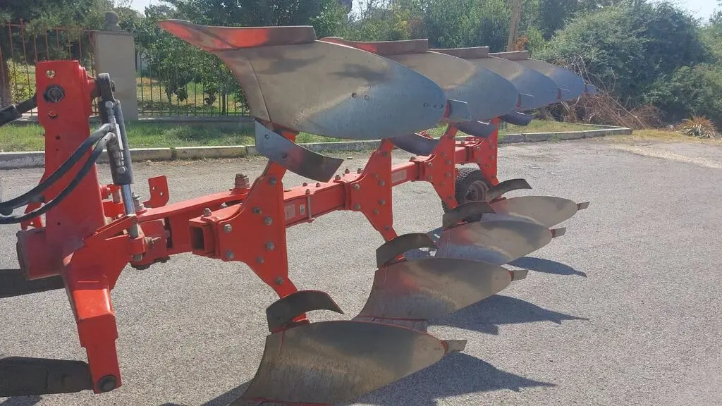 Traktor — K/T texnikası və ehtiyyat hissə, Beyləqan