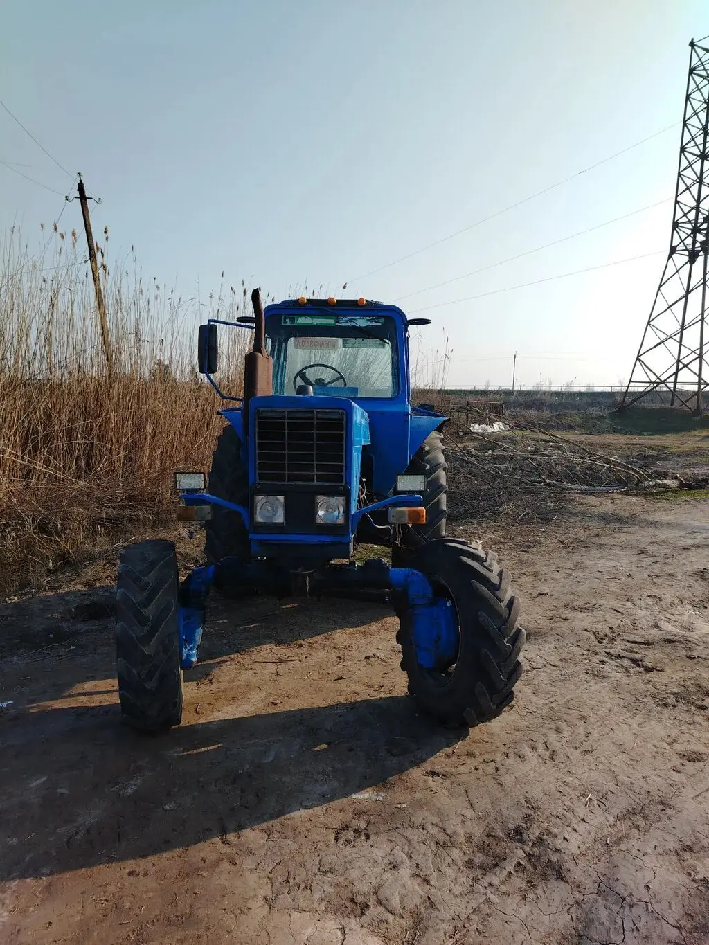 Traktor — K/T texnikası və ehtiyyat hissə, Saatlı