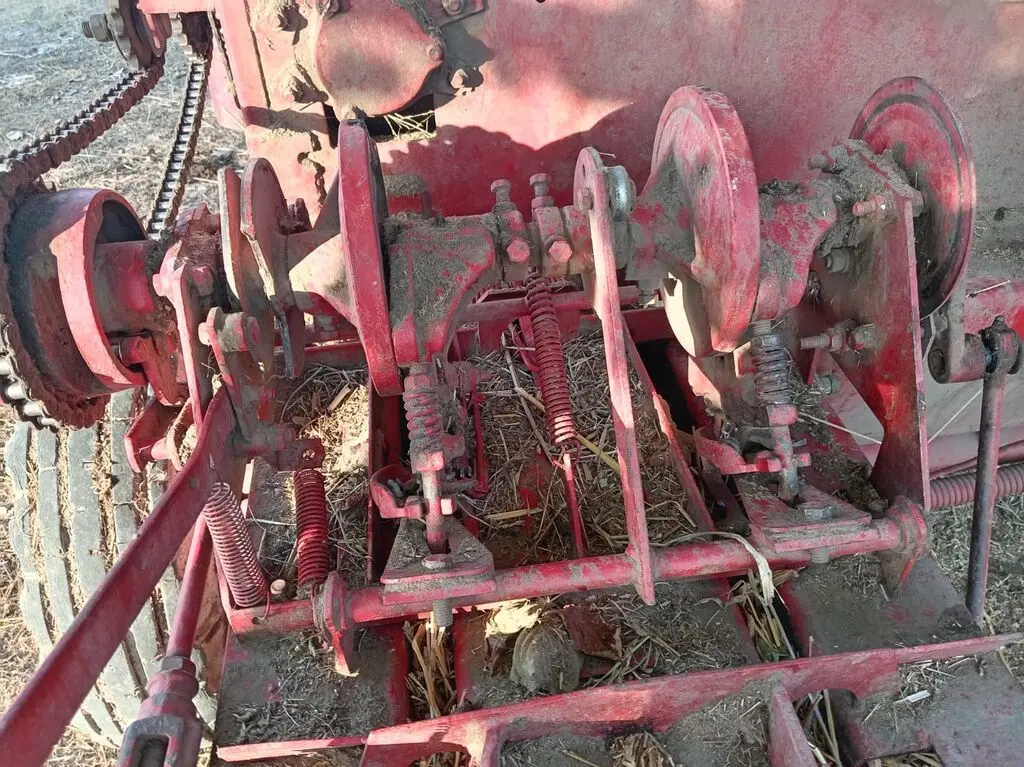 TRAKTOR — K/T texnikası və ehtiyyat hissə, Qəbələ