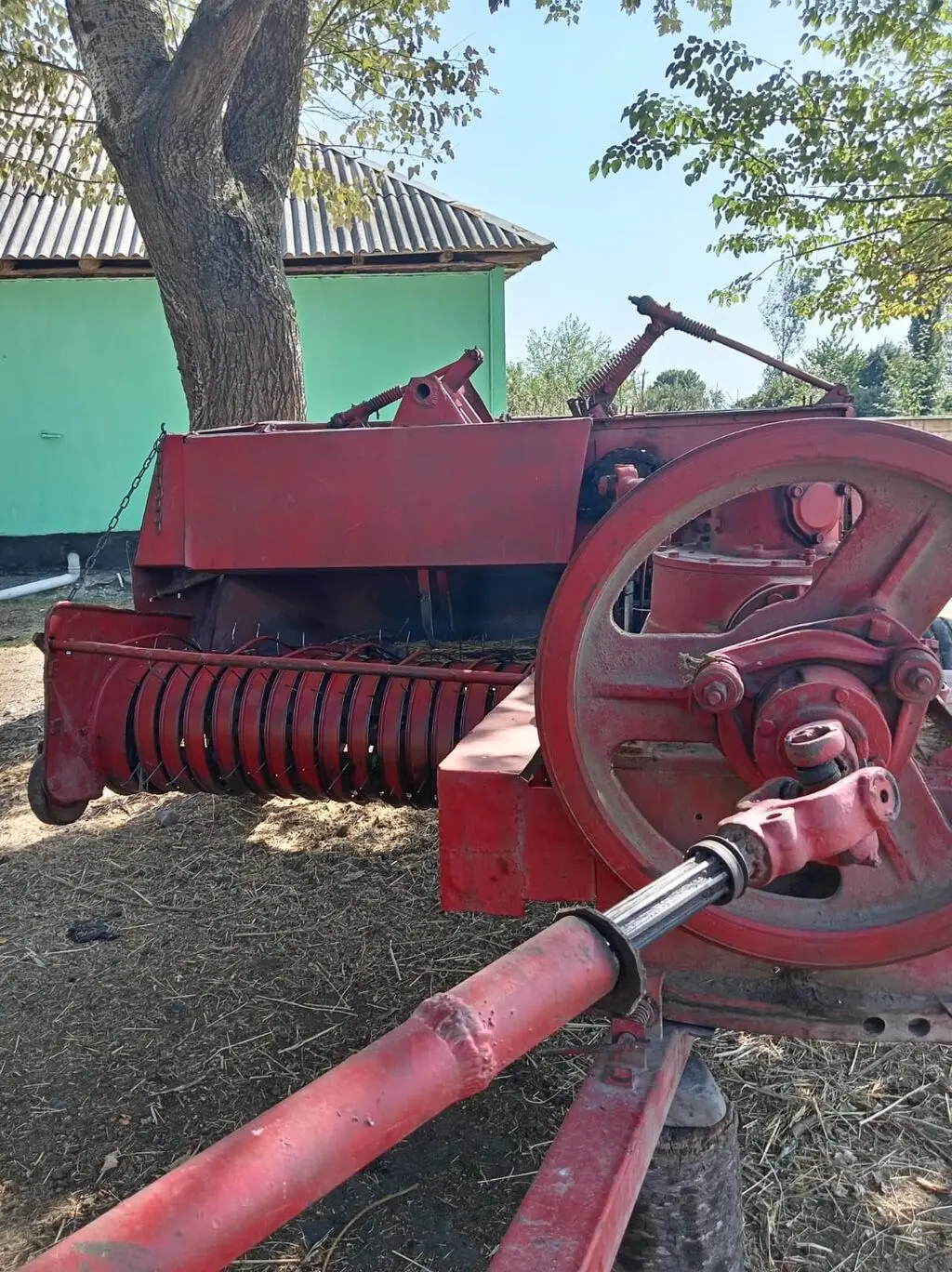 TRAKTOR — K/T texnikası və ehtiyyat hissə, Qəbələ