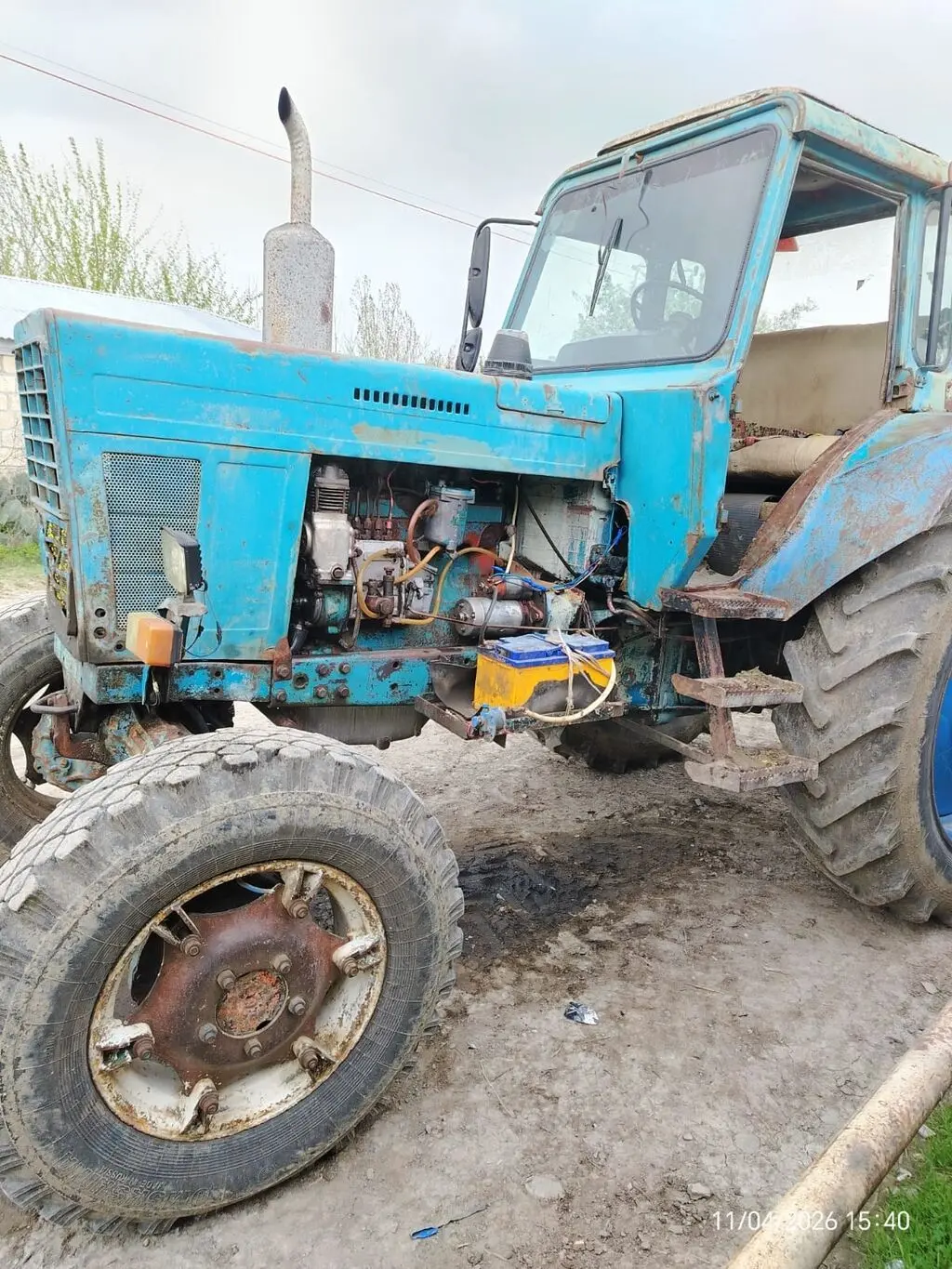 Traktor — K/T texnikası və ehtiyyat hissə, Saatlı