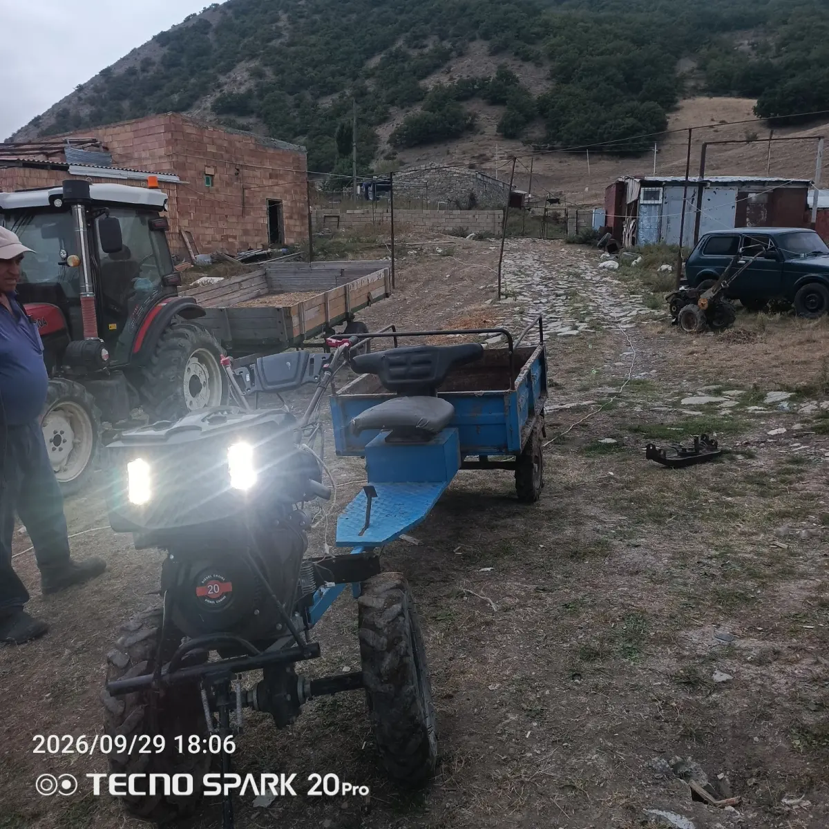 Mini traktor — K/T texnikası və ehtiyyat hissə, Xızı
