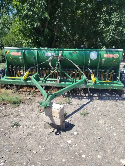 Traktor hissəsi — K/T texnikası və ehtiyyat hissə, Ağdam