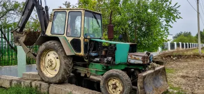 Traktor — K/T texnikası və ehtiyyat hissə, Saatlı