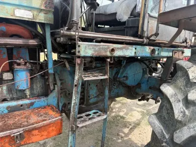 Traktor — K/T texnikası və ehtiyyat hissə, Yevlax — şəkil 7