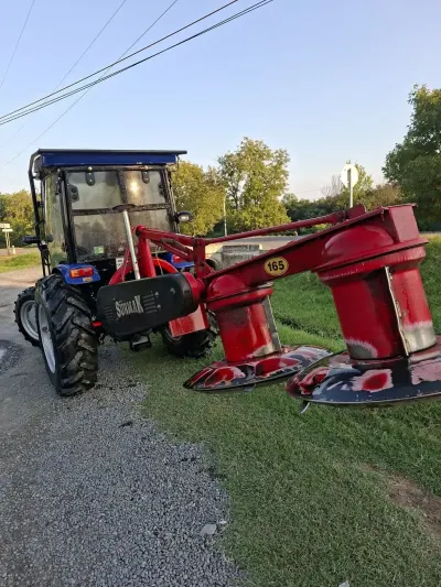 Traktor — K/T texnikası və ehtiyyat hissə, Qax — şəkil 3
