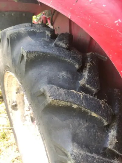 Traktor — K/T texnikası və ehtiyyat hissə, Gədəbəy — şəkil 4