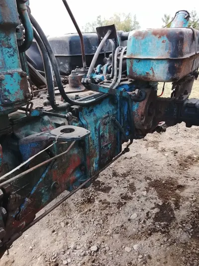 Traktor — K/T texnikası və ehtiyyat hissə, Ağdaş — şəkil 3